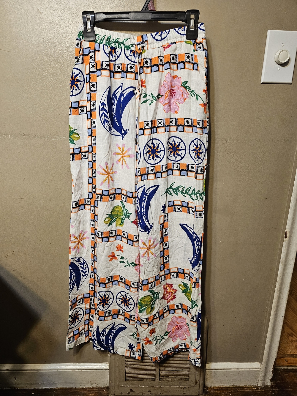 Printed Floral & Geometric Pants - White Multicolor
